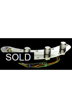 John East MMSR 3 knob 2 band John East MMSR 3 knob 2 band